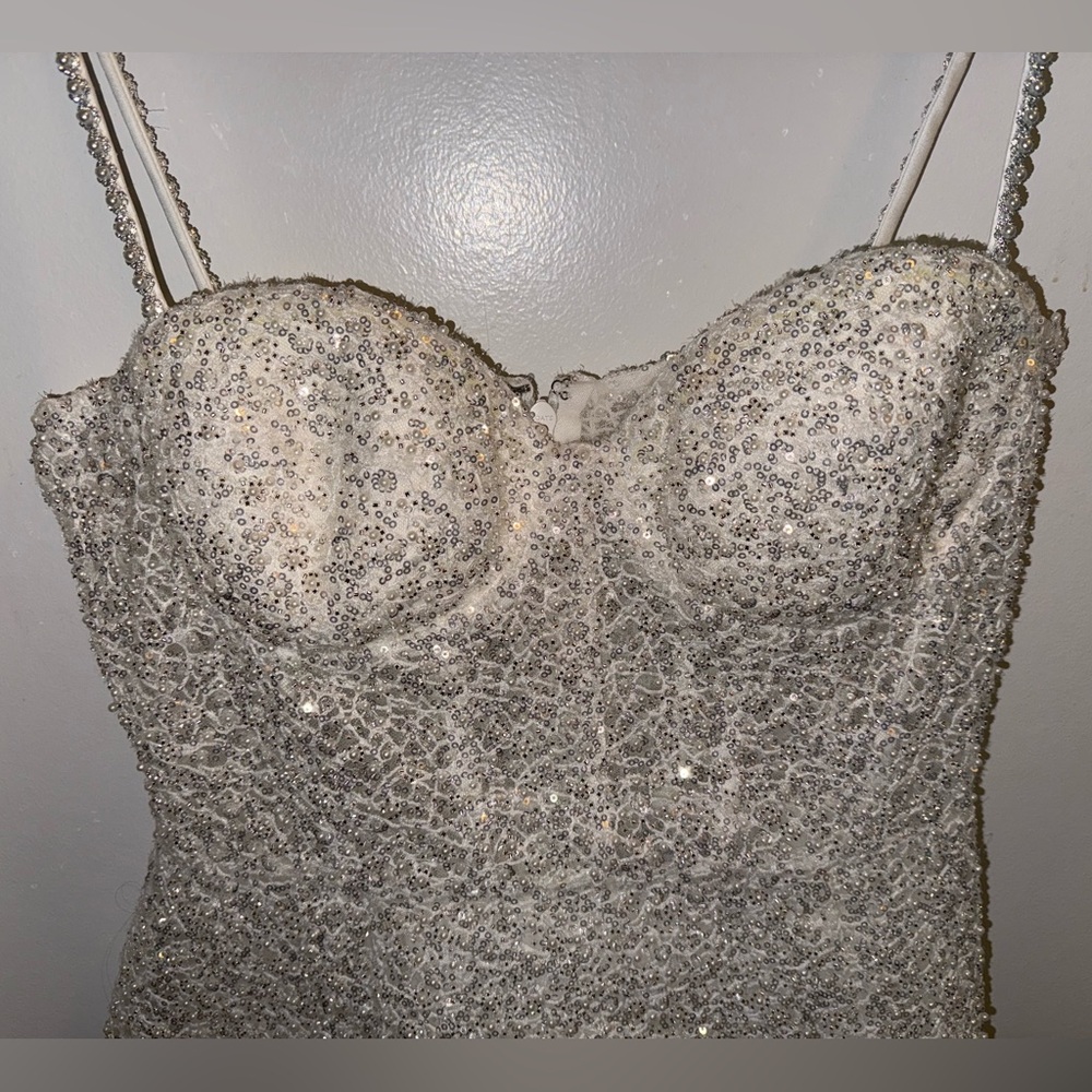 NADINE MERABI White Sleeveless Sweetheart Mini Dress - Picture 5 of 16